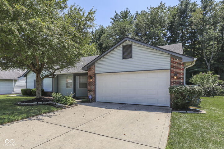Property Photo: 841 Country Lane IN 46217