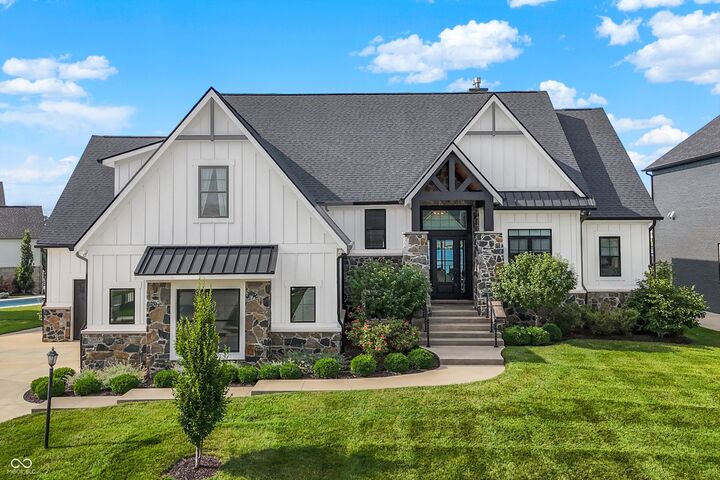 Property Photo: 13456 Lake Ridge Lane IN 46055