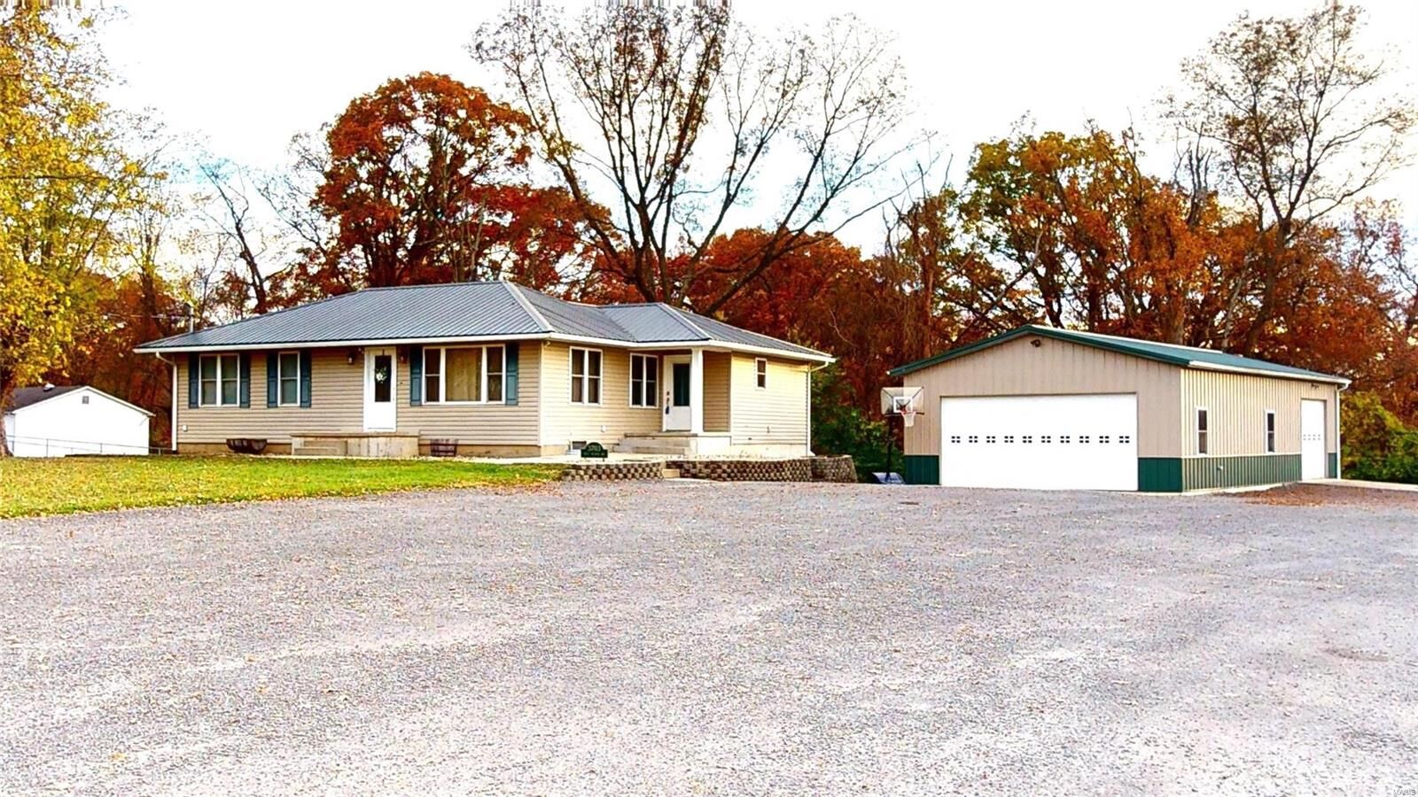 Property Photo:  3703 W Delmar Avenue  IL 62035 