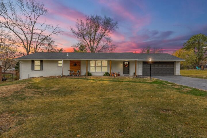 4870 Valley Crest Drive  Unincorporated MO 63128 photo