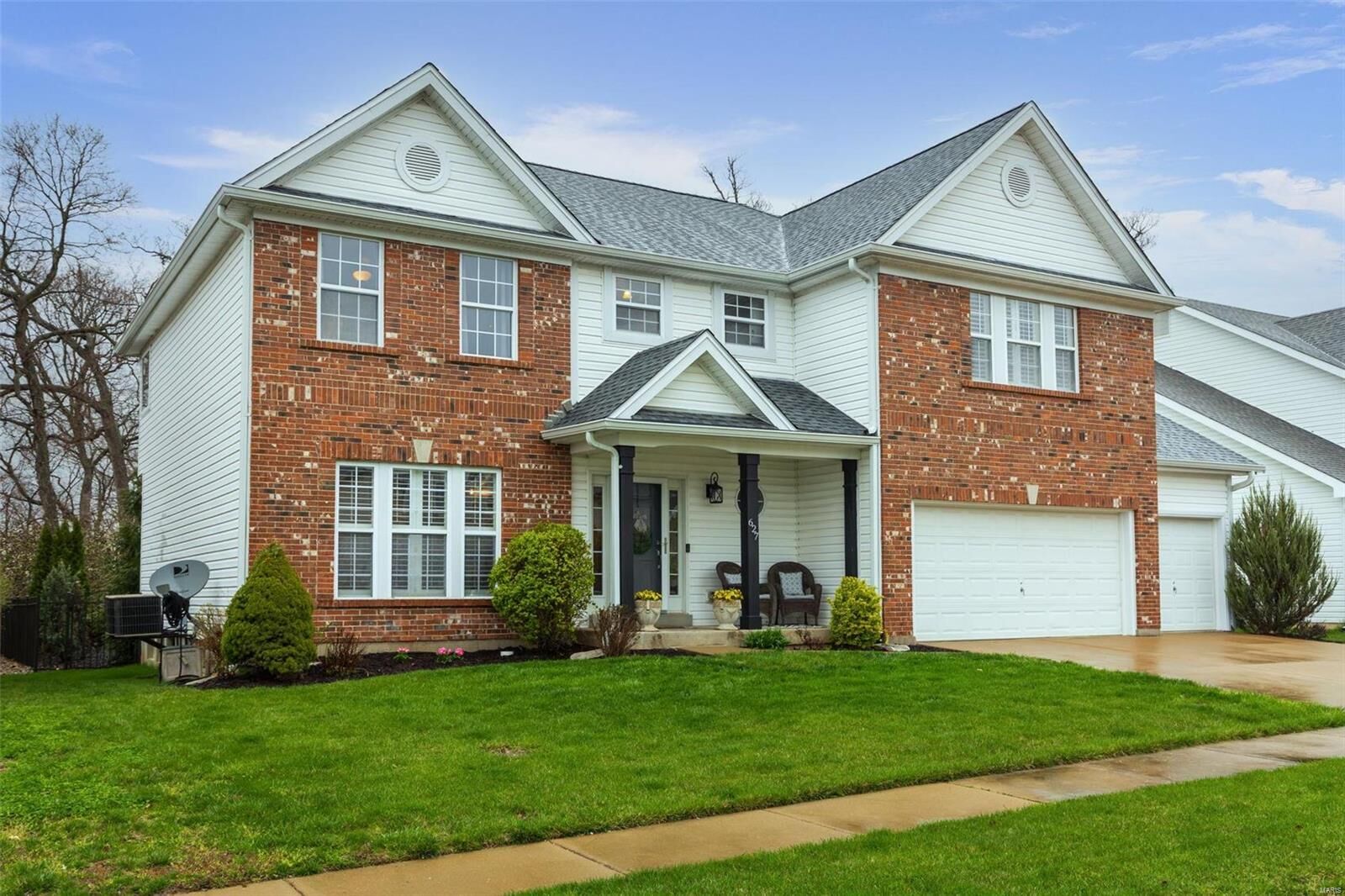Property Photo:  627 Legends Bluffs Court  MO 63025 