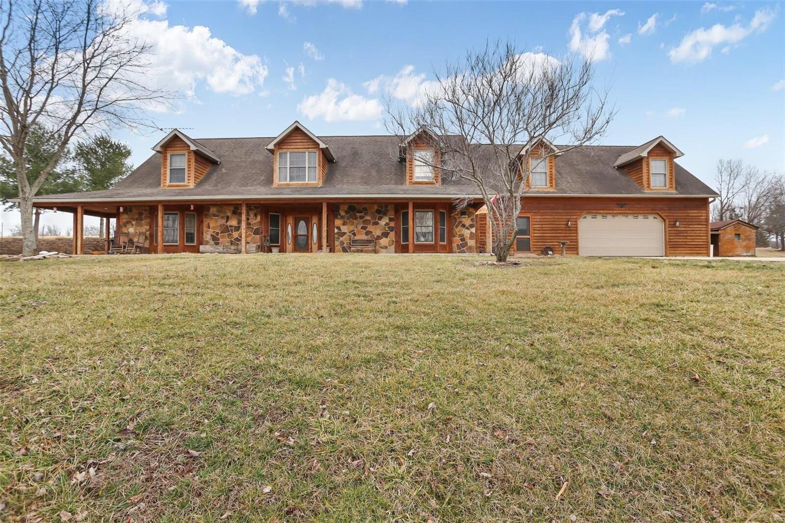 Property Photo:  728 Deerwood Trail  MO 63068 
