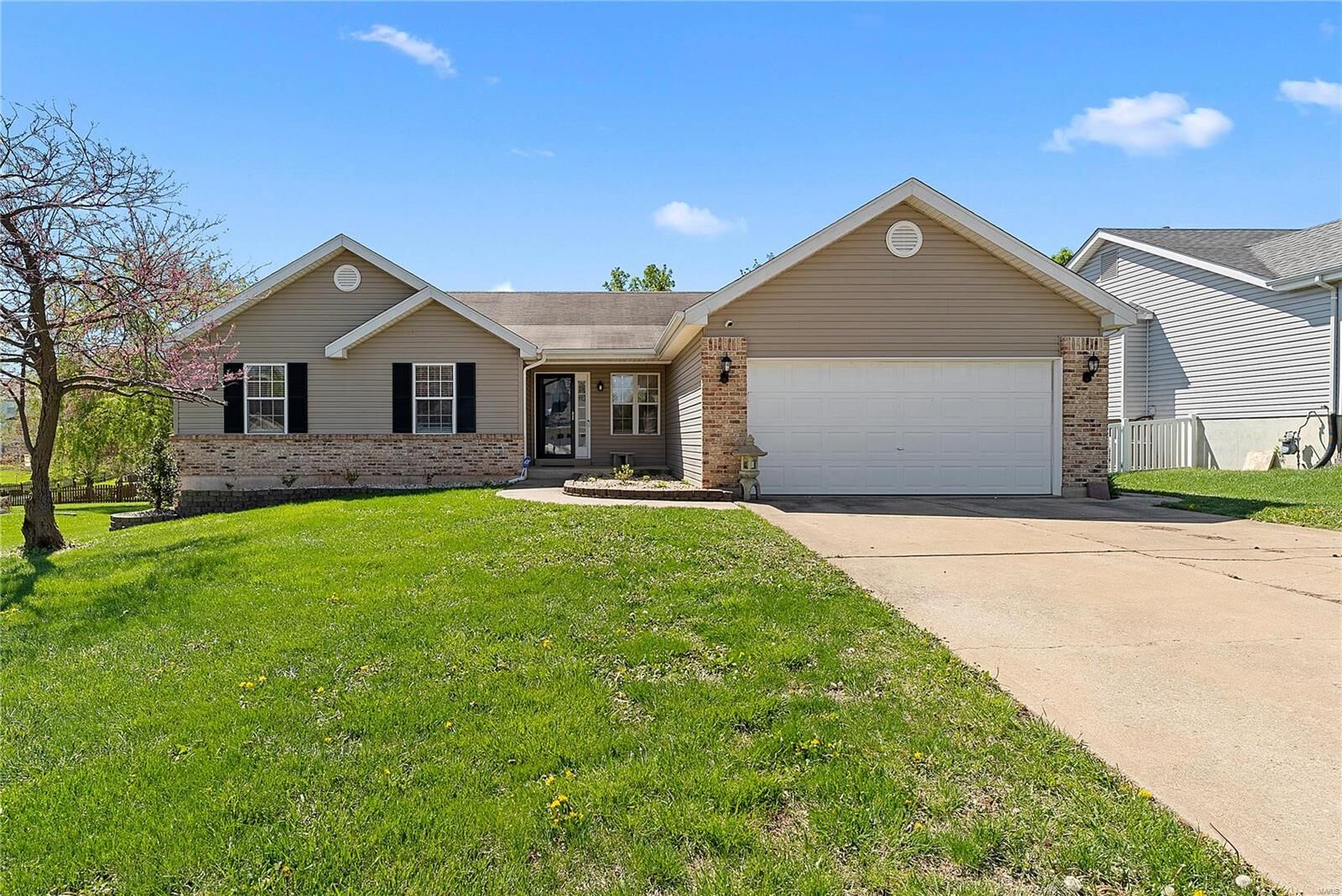 Property Photo: 6 Feise Forest Court MO 63368