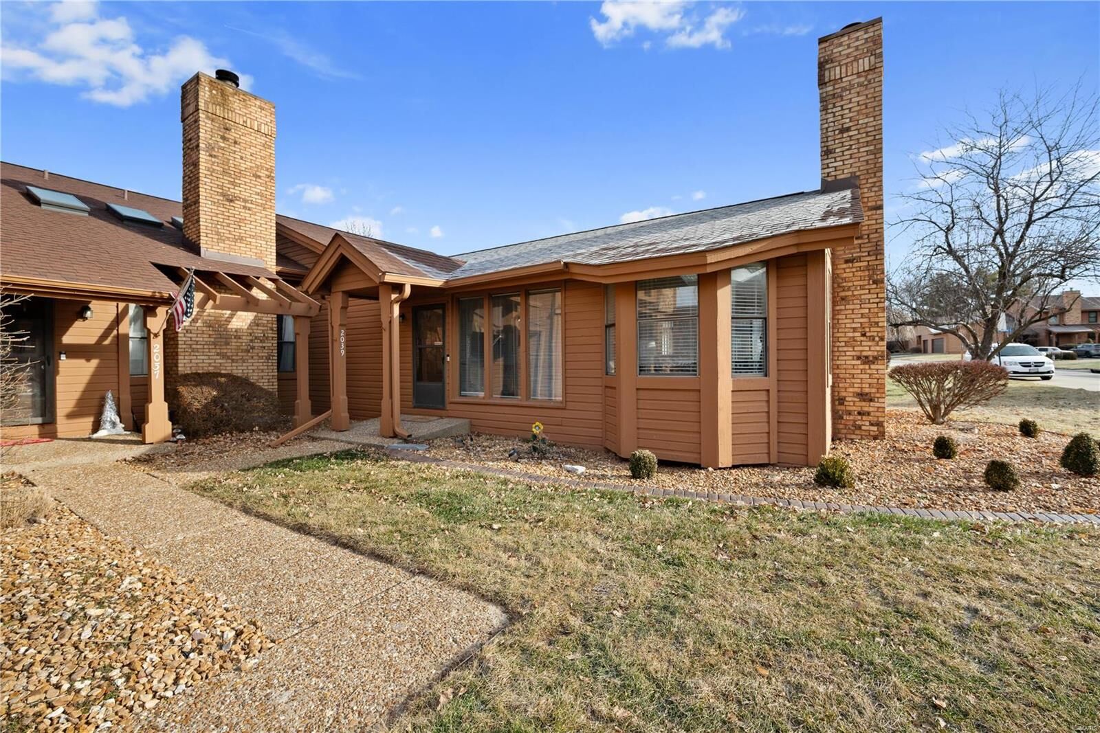 Property Photo: 2039 Avignon Drive F MO 63303