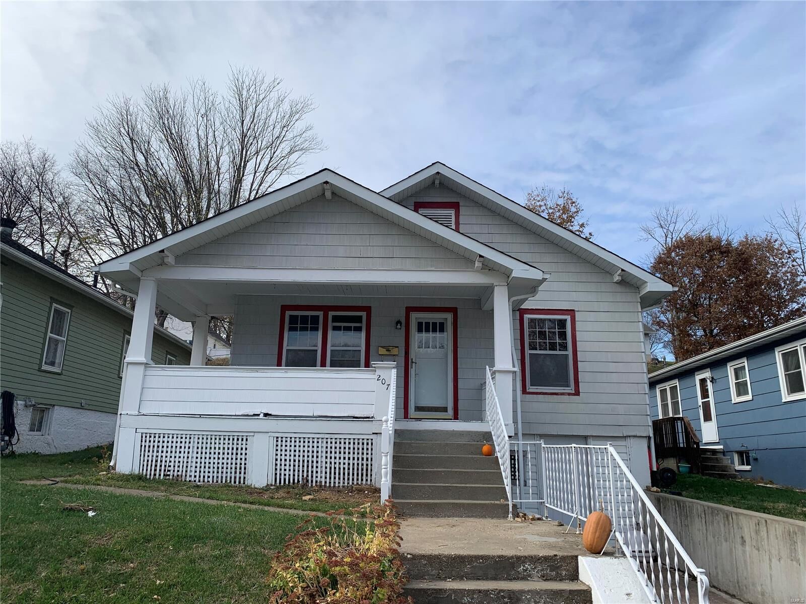 Property Photo:  207 Magnolia Avenue  MO 63401