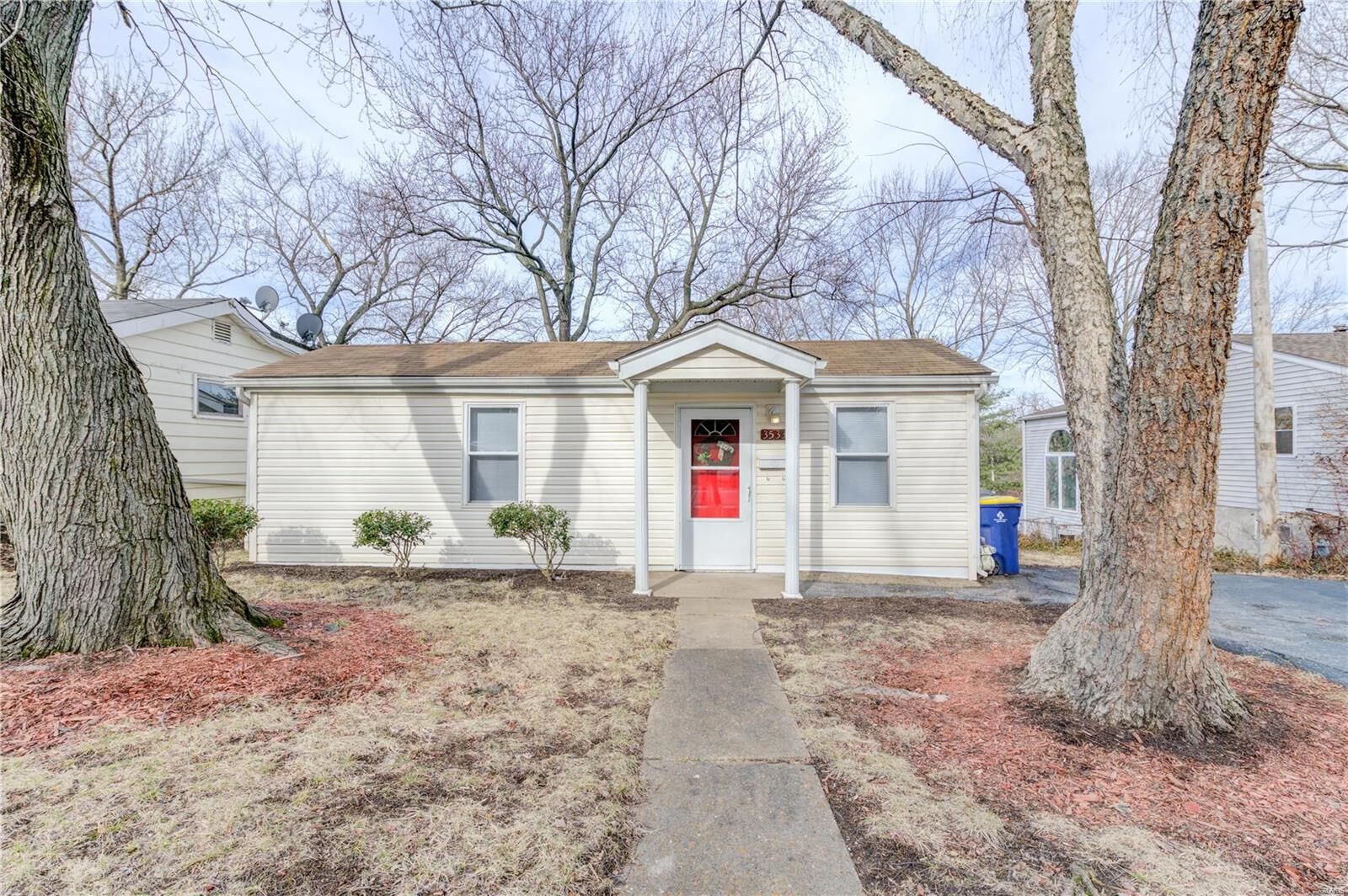 Property Photo: 3533 Dixie Drive MO 63074