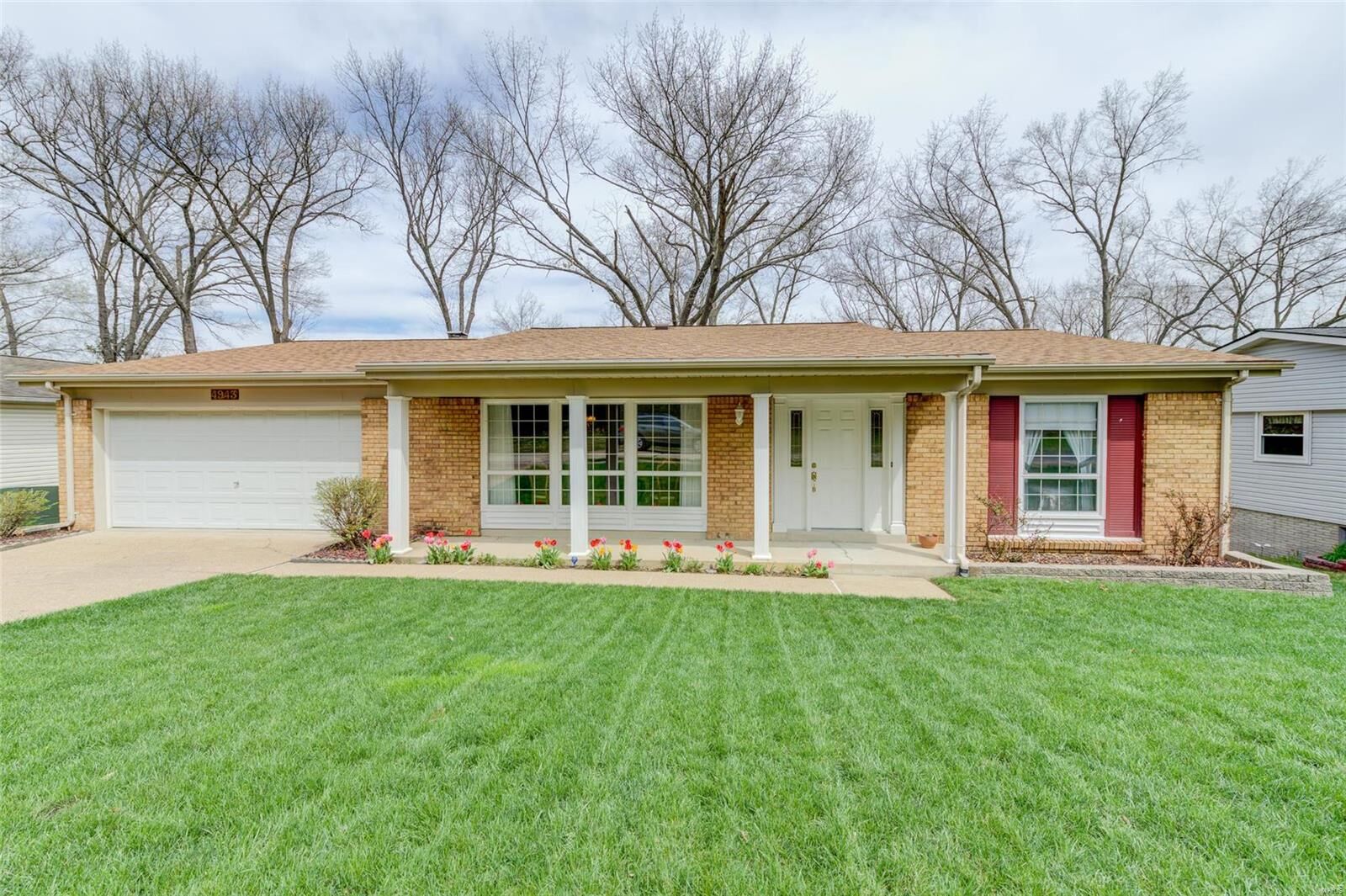 Property Photo: 4943 Trailside Court MO 63128