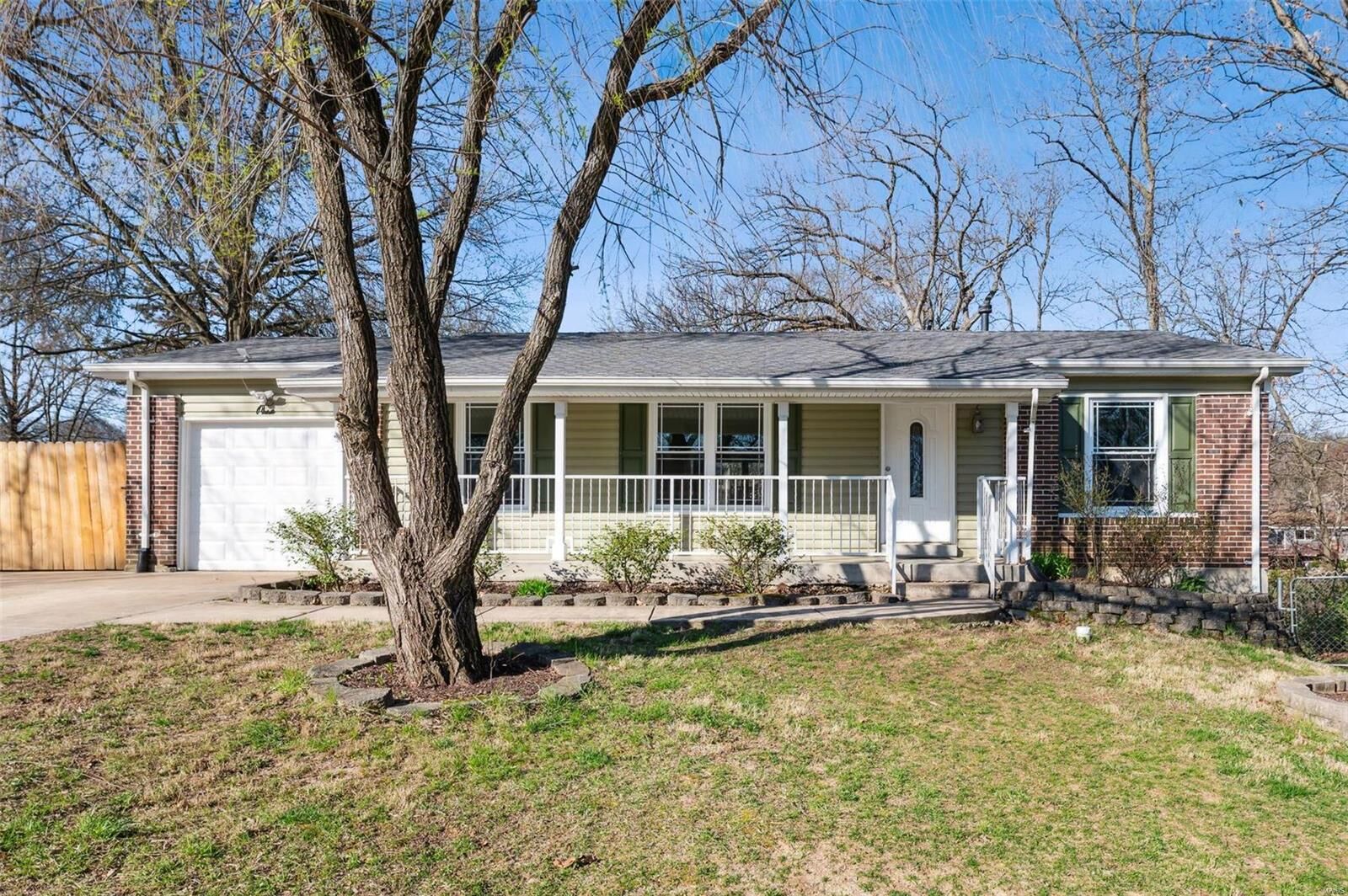 Property Photo:  1 Red Mill Court  MO 63376 