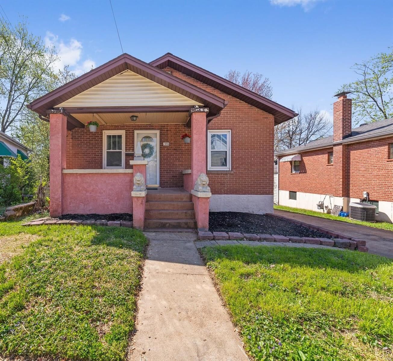 Property Photo:  1406 Dammert Avenue  MO 63125 
