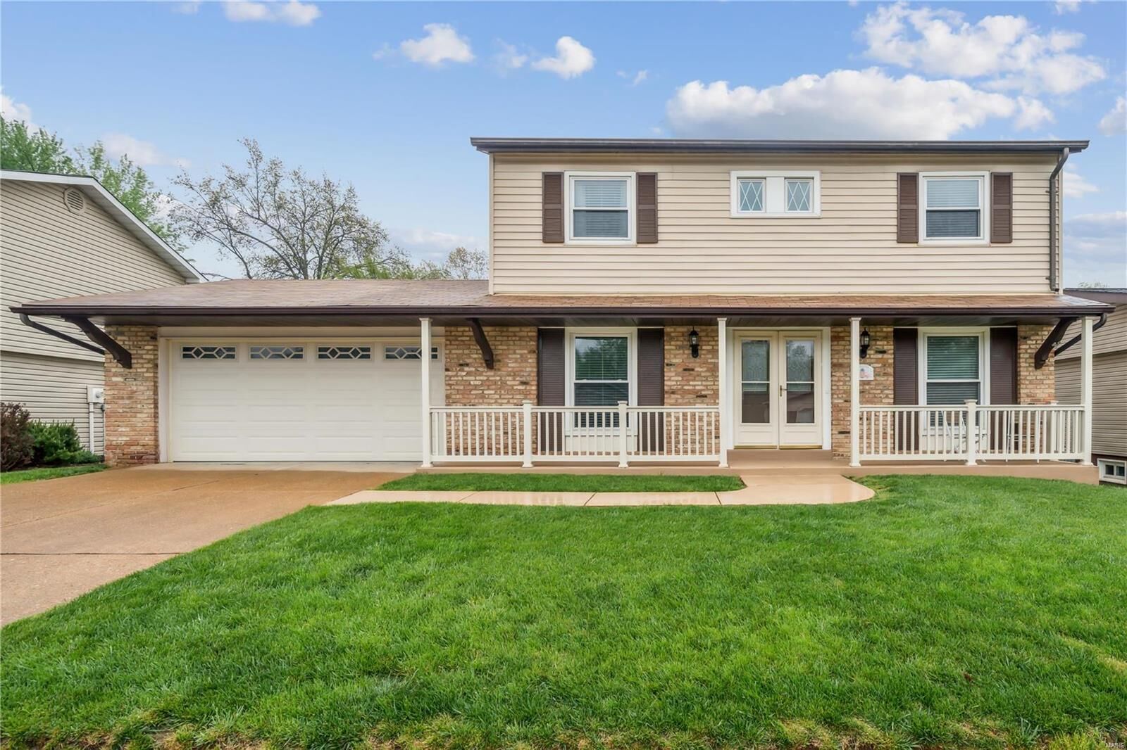 Property Photo: 6458 Towne Woods Drive MO 63129