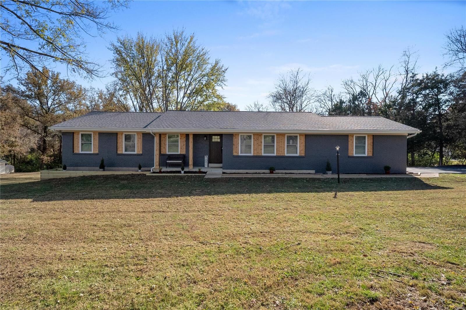 Property Photo: 21 Coachman Lane MO 63089