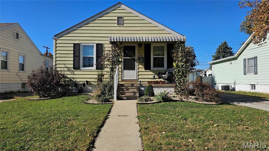 Property Photo: 2841 Ralph Street IL 62040
