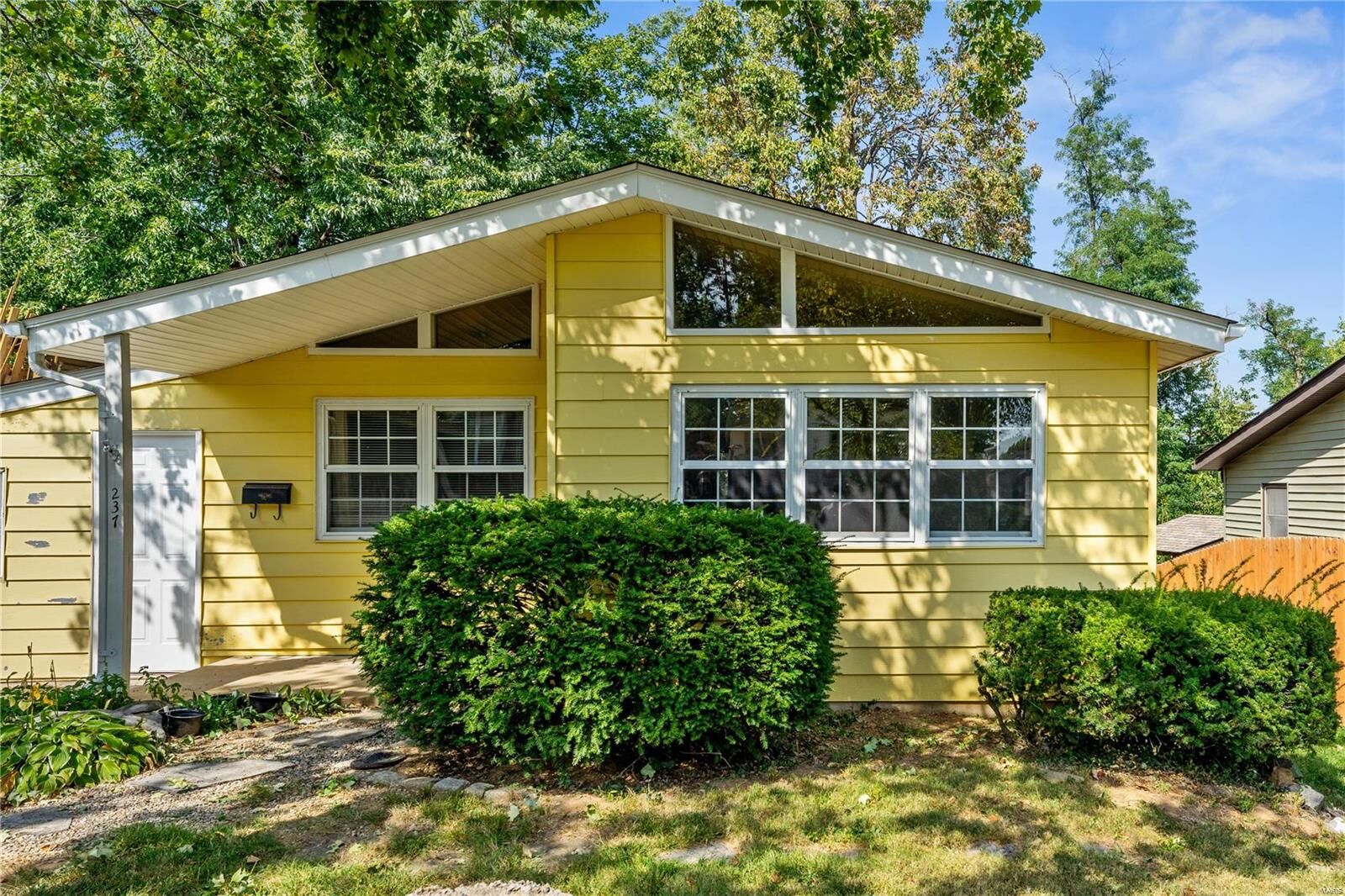 Property Photo: 237 Orchard Avenue MO 63021