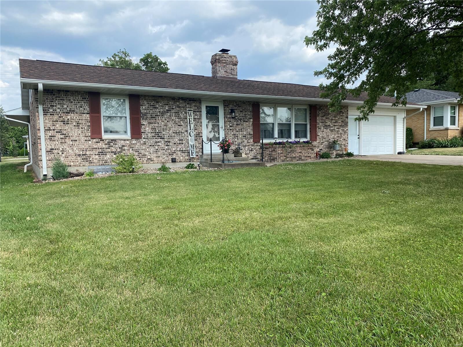 Property Photo: 1223 W Line Street MO 63461