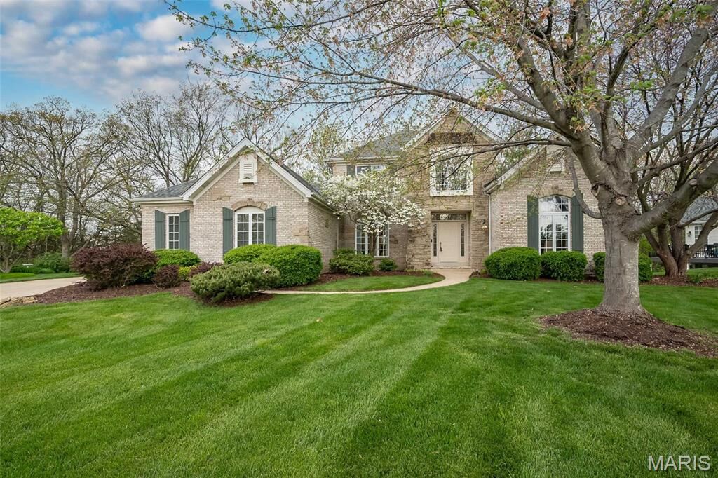 Property Photo:  210 Evesham  MO 63367 