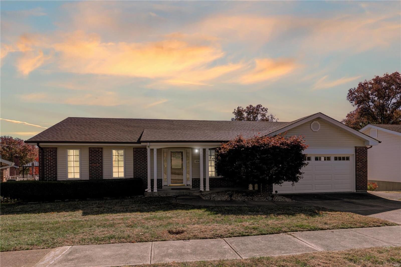 Property Photo:  4124 Ringer Road  MO 63129 