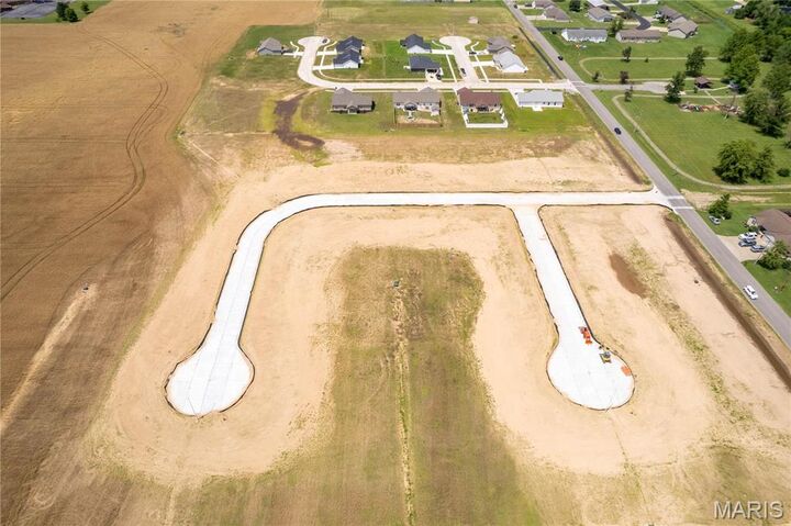 Property Photo: 407 Aster MO 63801