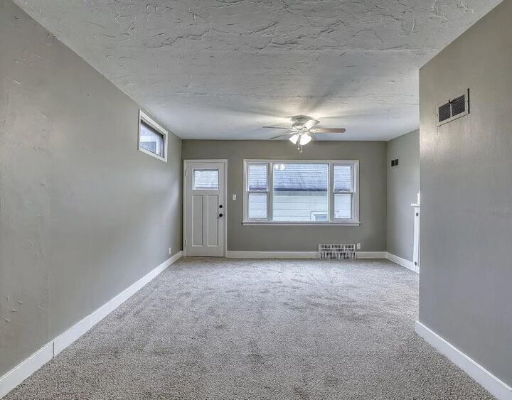 Property Photo: 3459 S Kinnickinnic Ave WI 53207