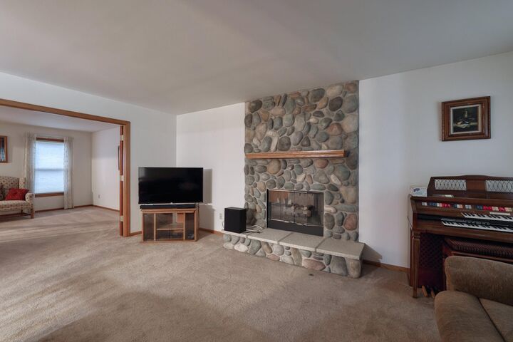Property Photo: N75w13855 Appleton Ave WI 53051