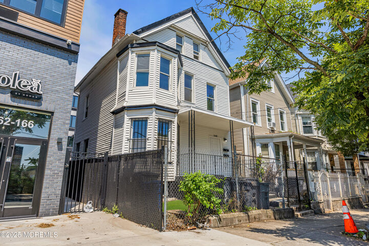 Property Photo: 168 N 5th Street NJ 07107