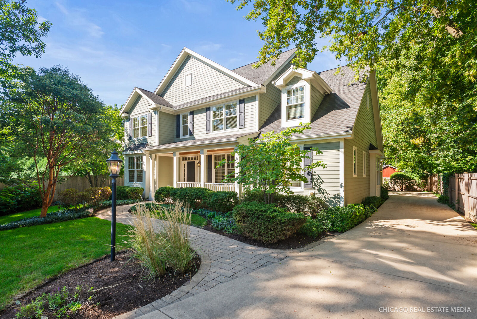 Property Photo:  511 S 7th Street  IL 60174 