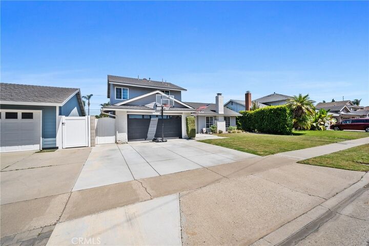 Property Photo:  17906 Santa Mariana Street  CA 92708 