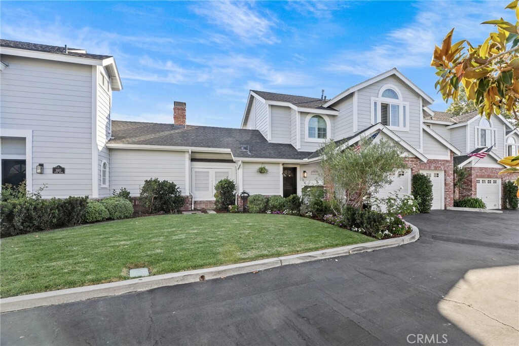 Property Photo:  2057 Tustin Avenue D  CA 92627 