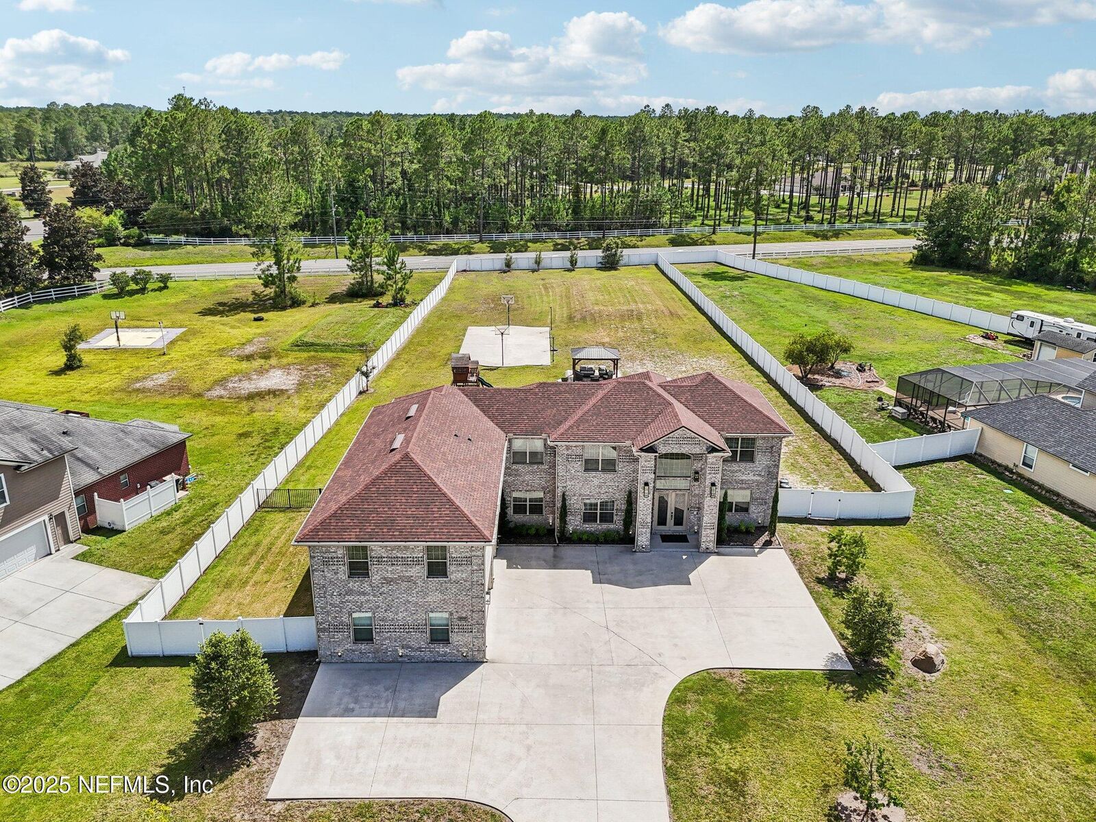 Property Photo:  10114 Fair Hill Court  FL 32219 