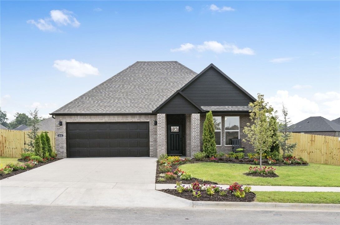 Property Photo: 398 W Taverner Xing AR 72730