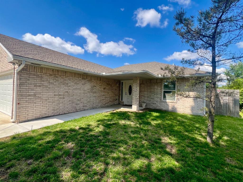 Property Photo:  2823 Juvene Circle  OK 73084 