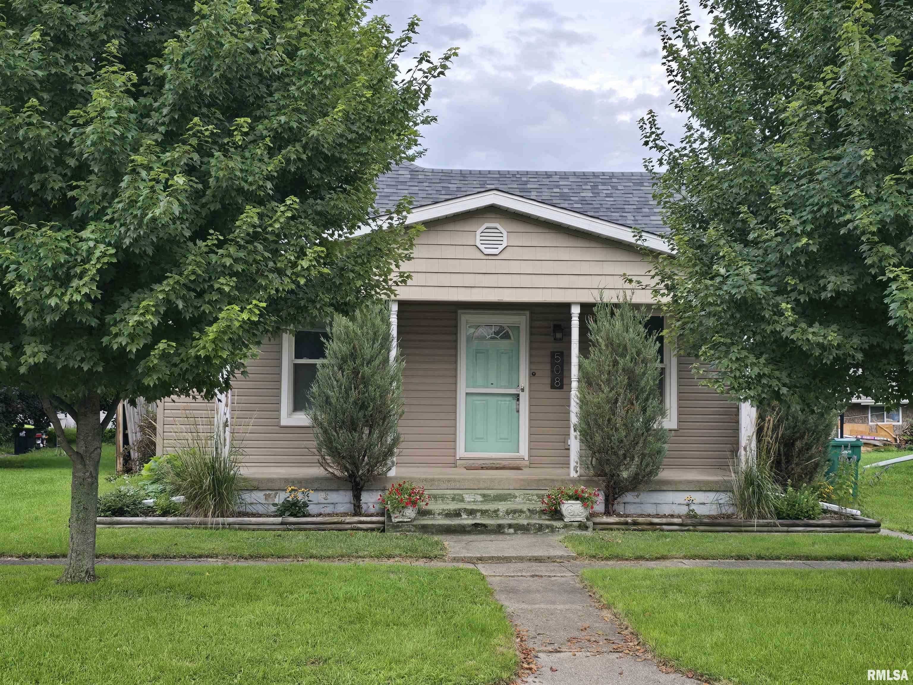 Property Photo:  508 N State Street  IL 61561 