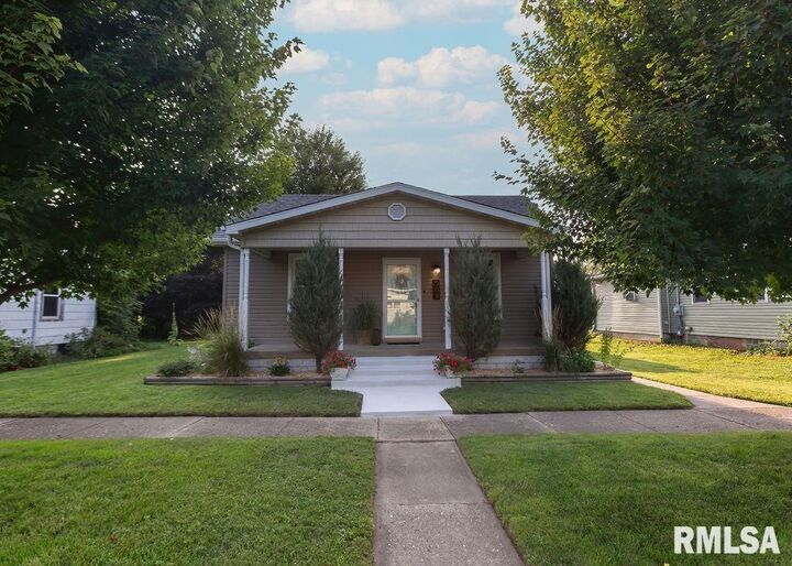 Property Photo: 508 N State Street IL 61561
