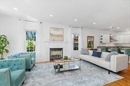 Property Photo:  7 Sherman Place 7  MA 01890 