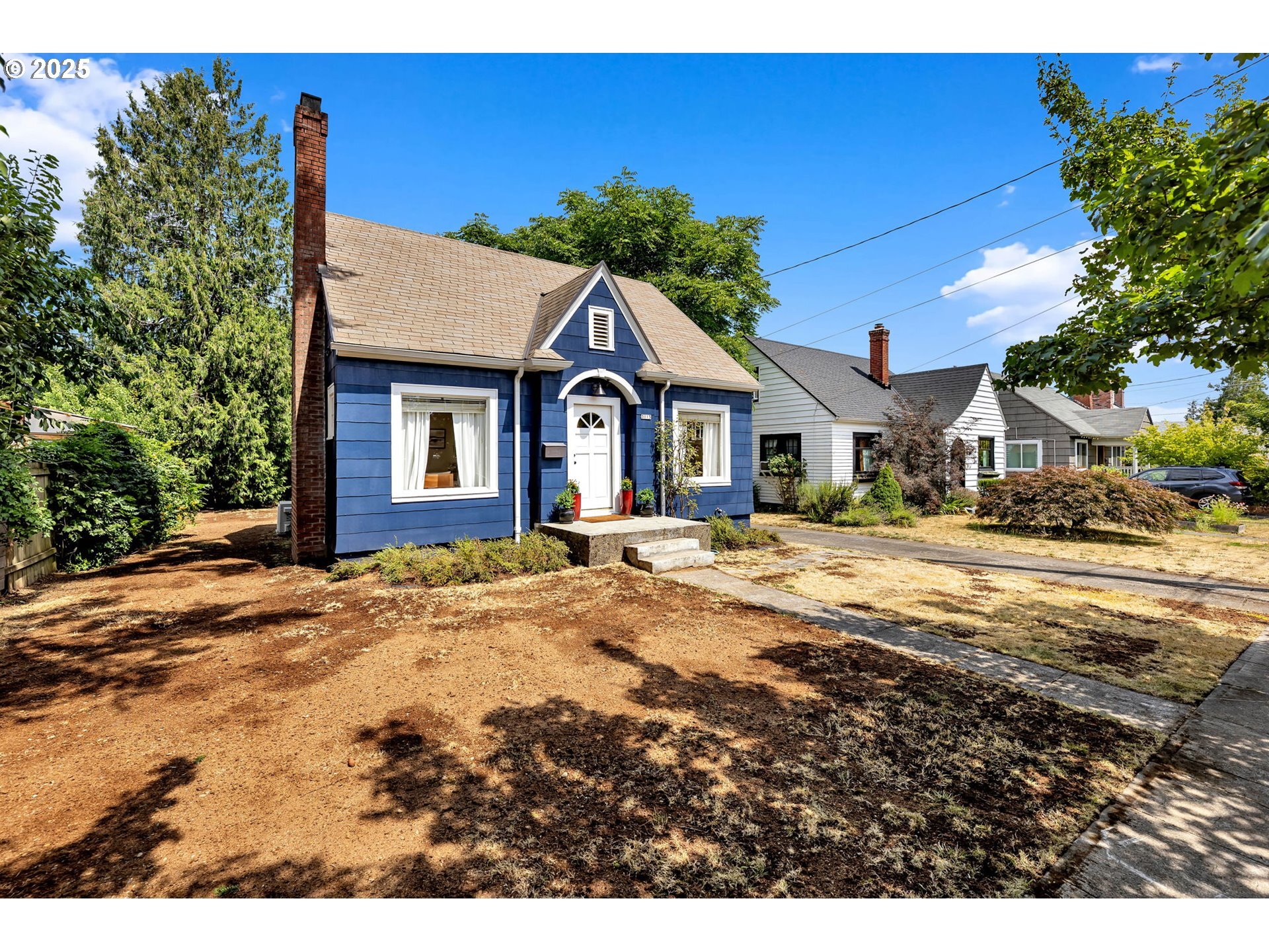 Property Photo: 3115 N Winchell St OR 97217