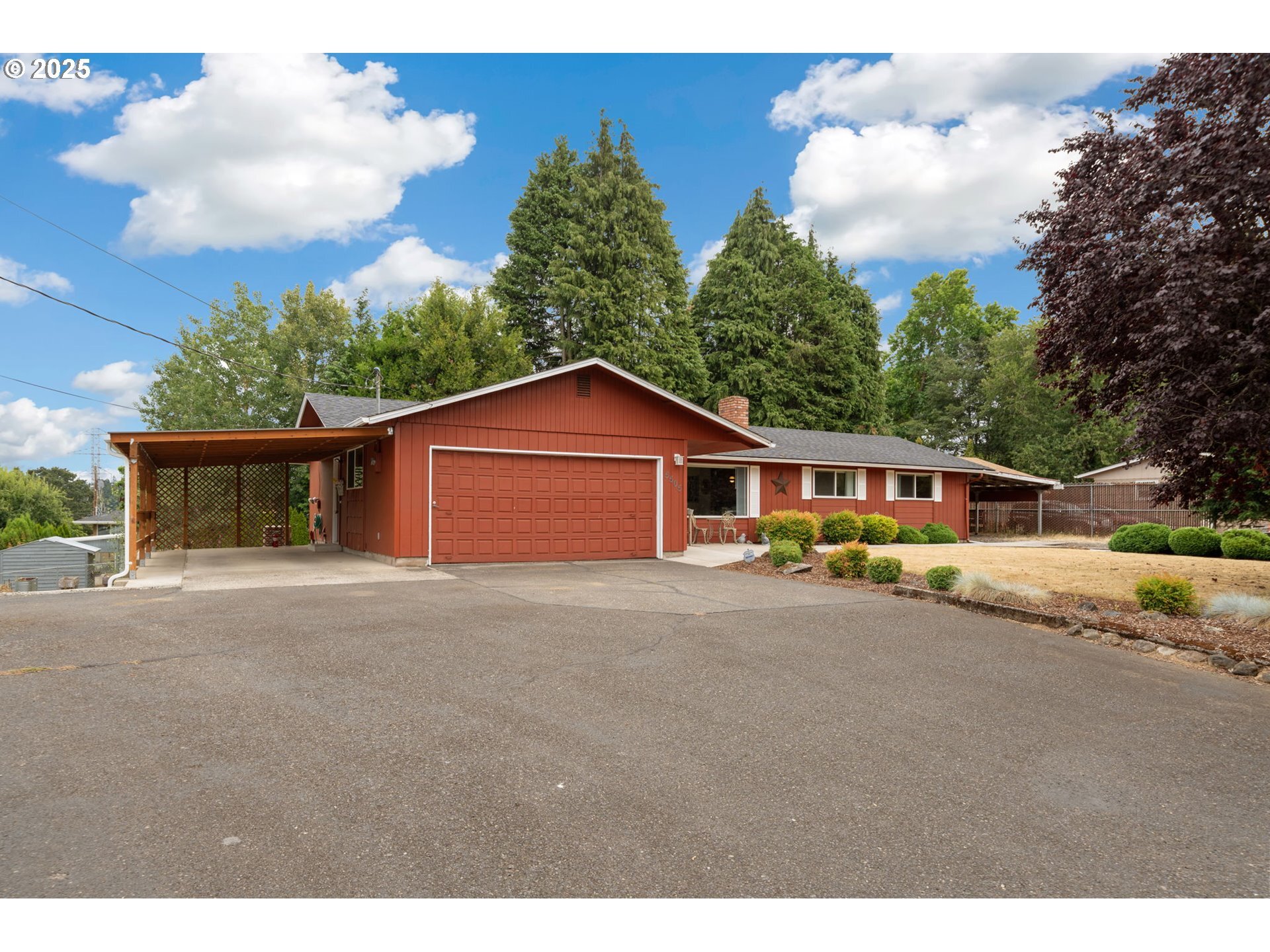 Property Photo: 5505 NW Harney St WA 98663