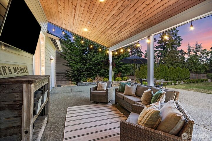 Property Photo: 7115 126th Street E WA 98373