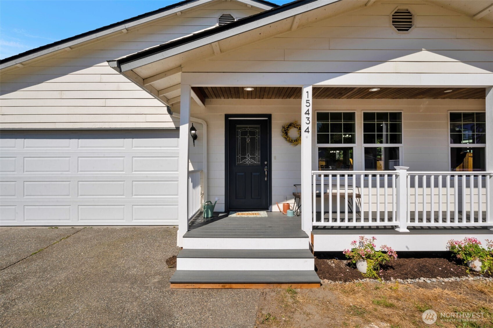 Property Photo: 15434 167th Avenue SE WA 98272