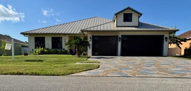 Property Photo:  382 SW Dalton Circle  FL 34953 