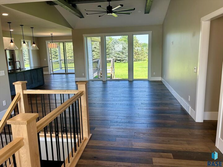 Property Photo: 27124 Meadowlark Ct SD 57032