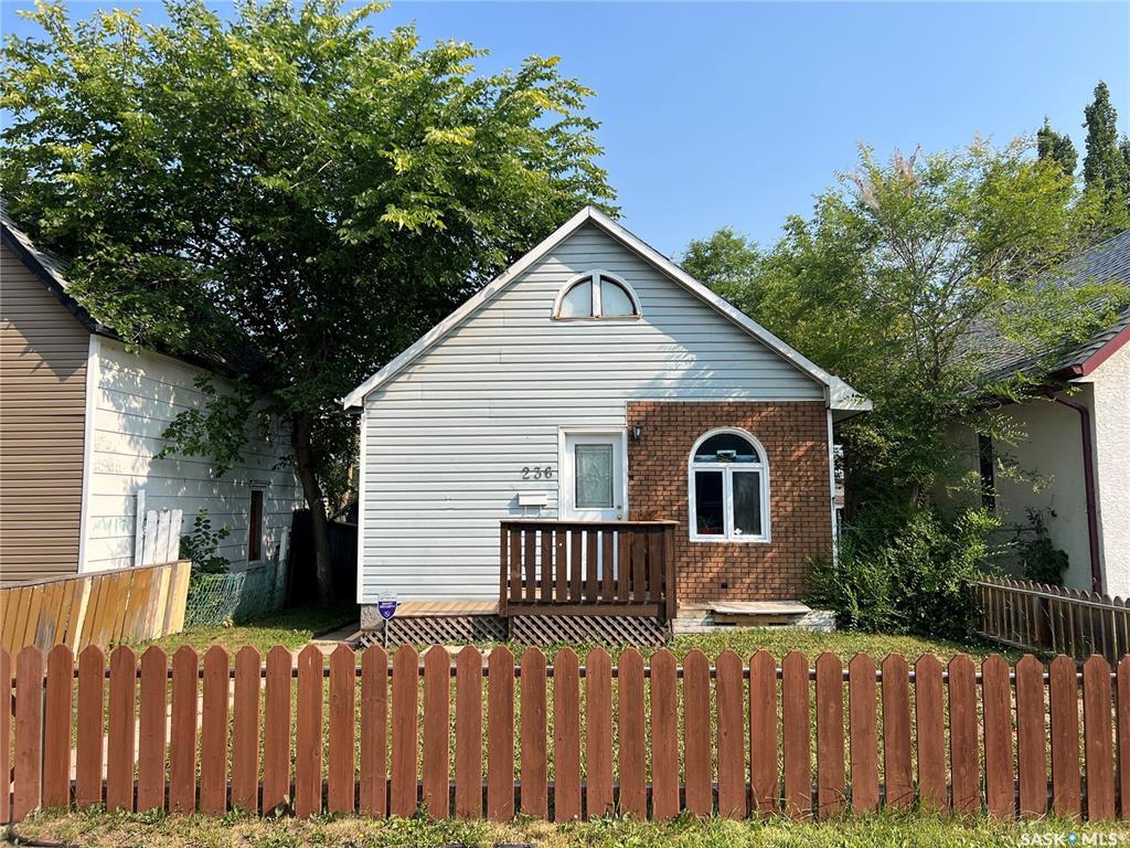 236 9th Street E  Prince Albert SK S6V 0X6 photo