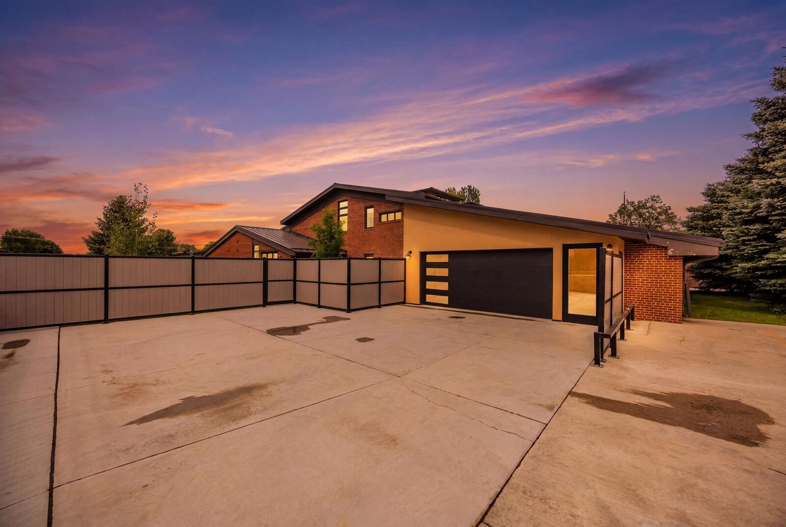 Property Photo:  1301 Avon Street B  WY 82801 