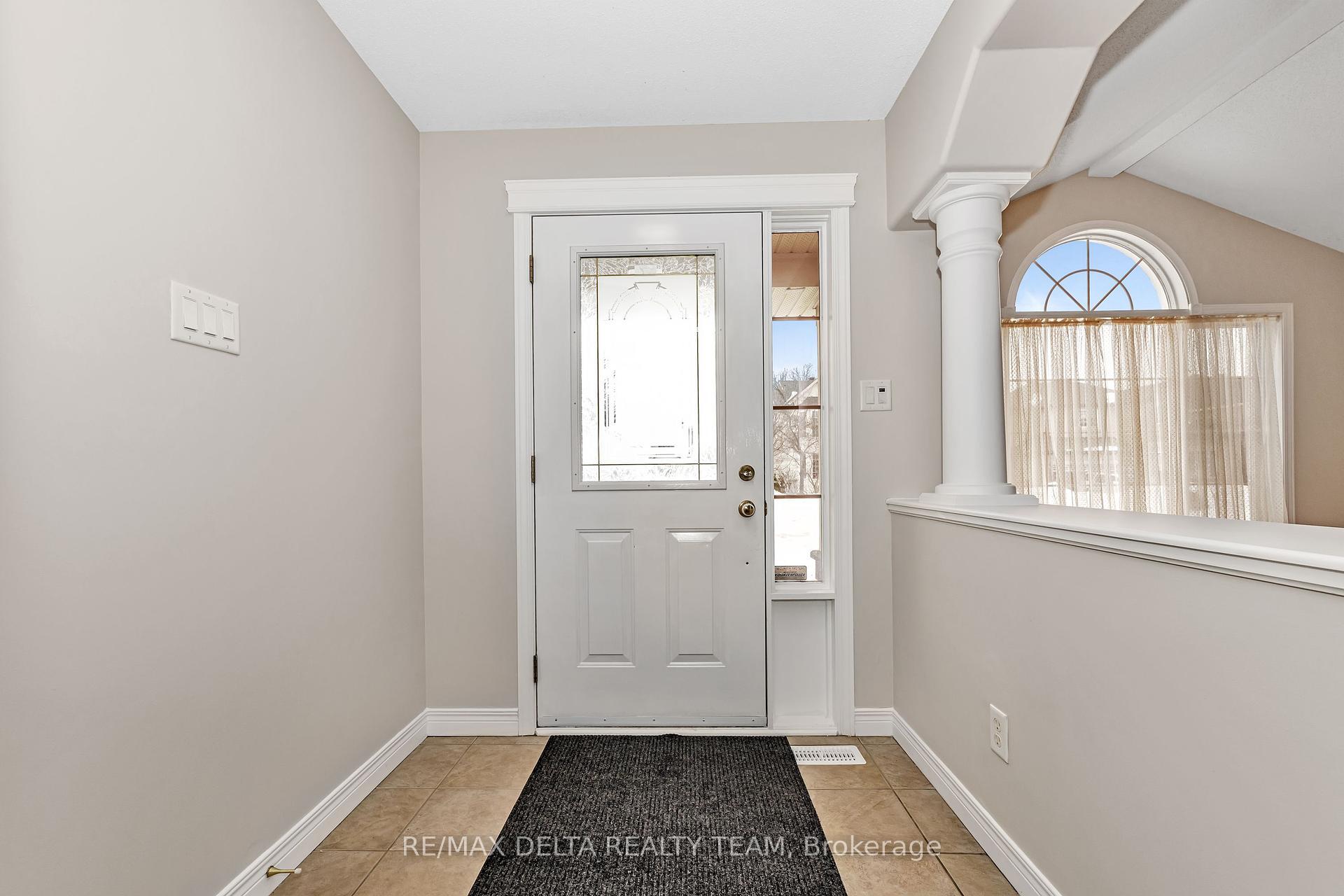Property Photo:  5 Bentgrass Green N/A  ON K2J 4Y1 