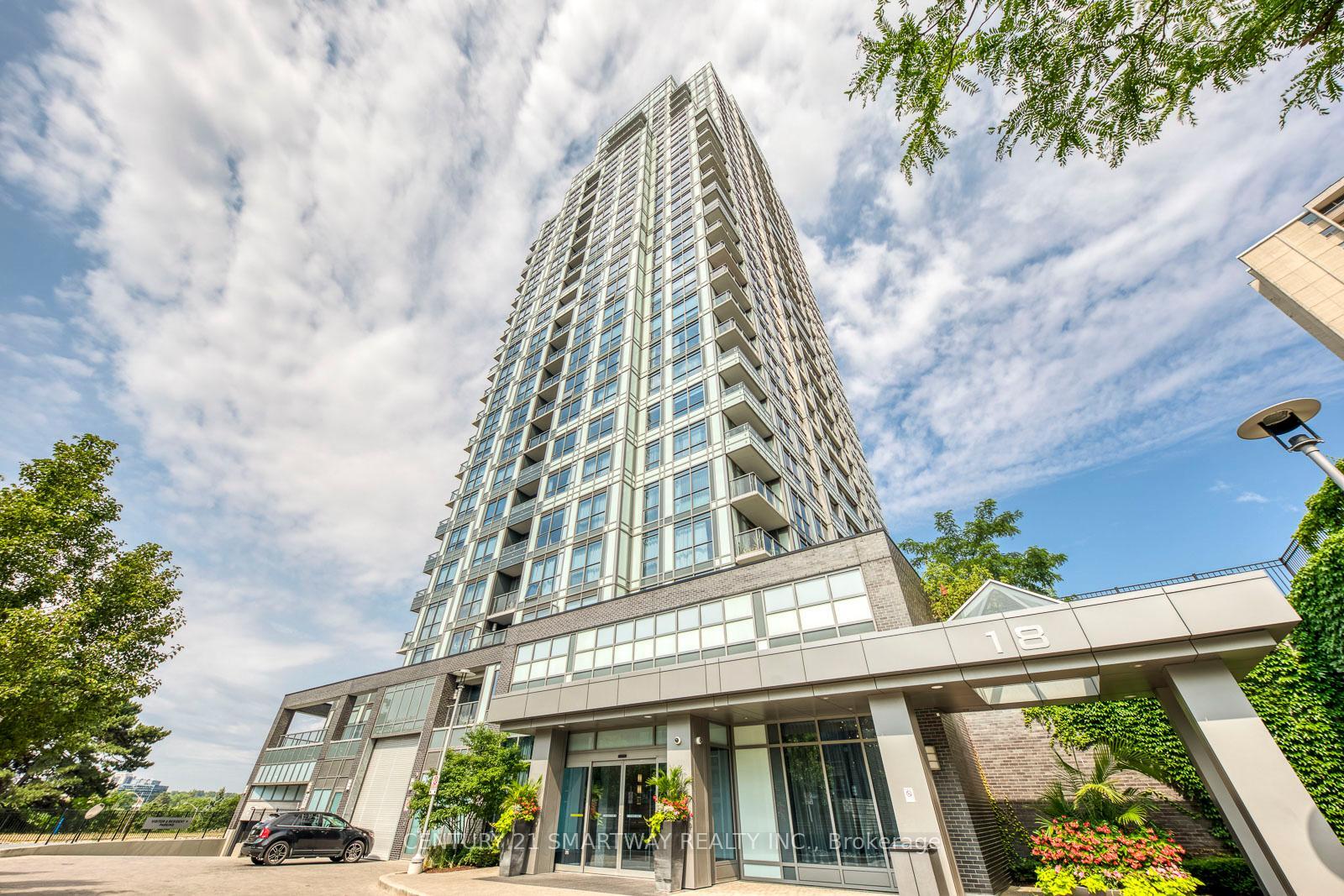 Property Photo:  18 Graydon Hall Drive 905  ON M3A 0A4 