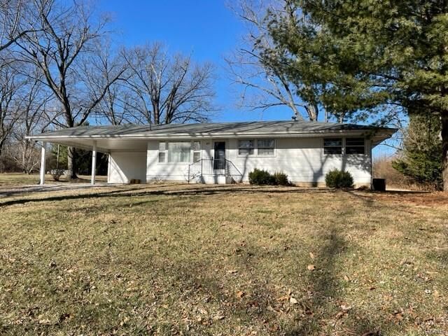 Property Photo:  315 Pleasant Ridge Road  IL 62208 