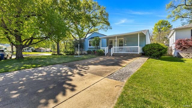 Property Photo:  9404 Evandale Drive  MO 63123 
