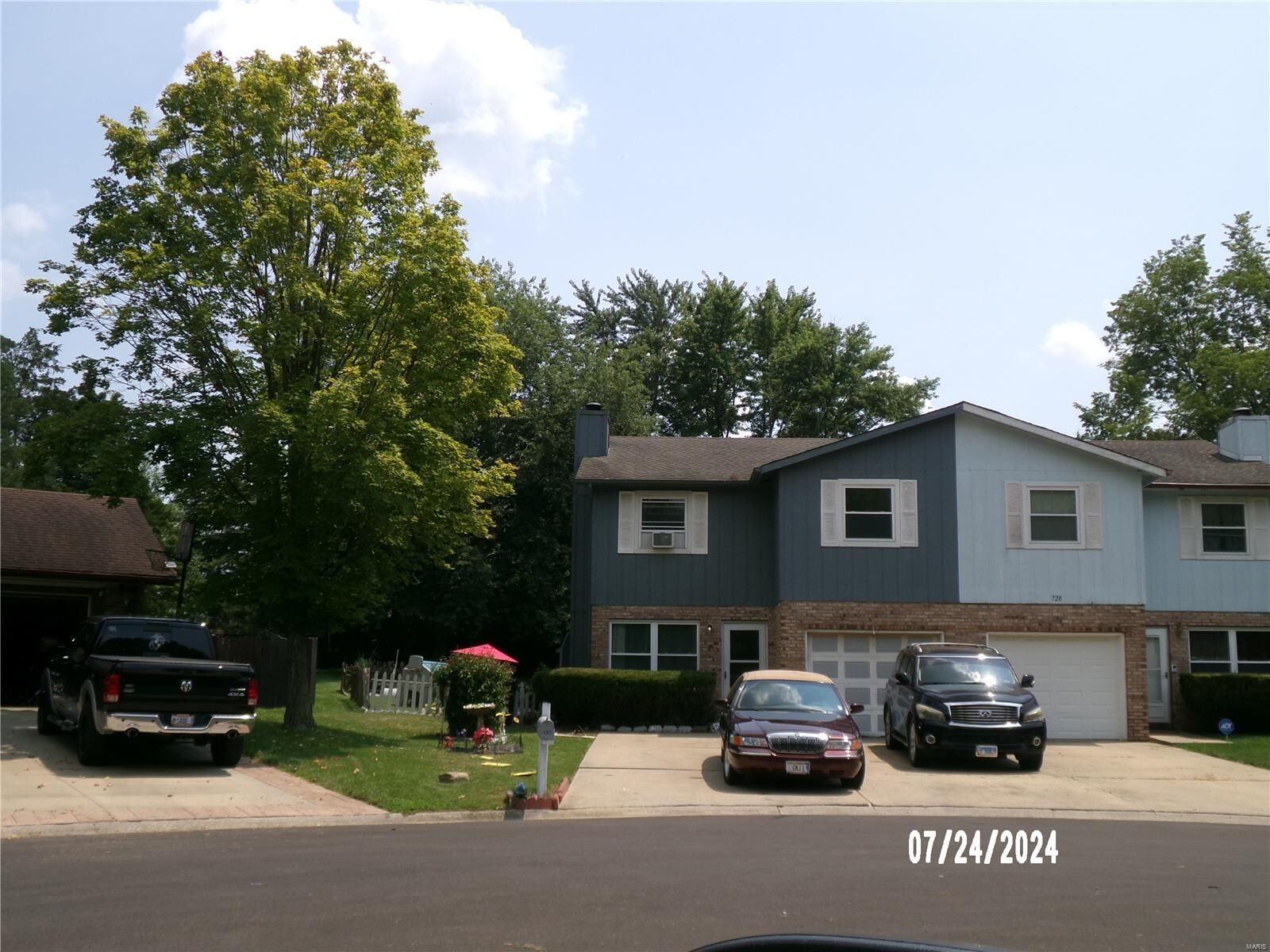Property Photo:  730 Fort Henry  IL 62221 