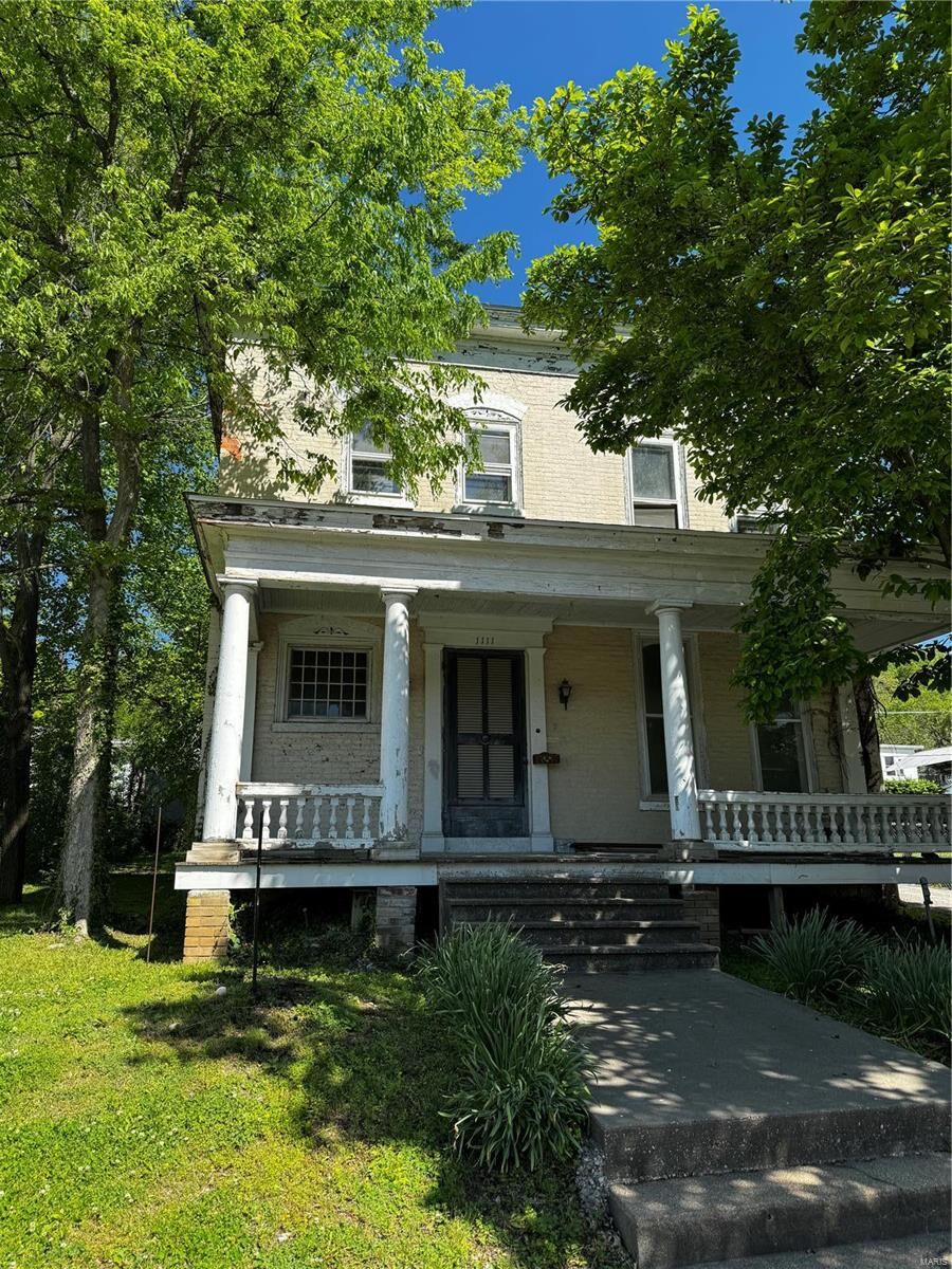 Property Photo: 1111 Georgia Street MO 63353