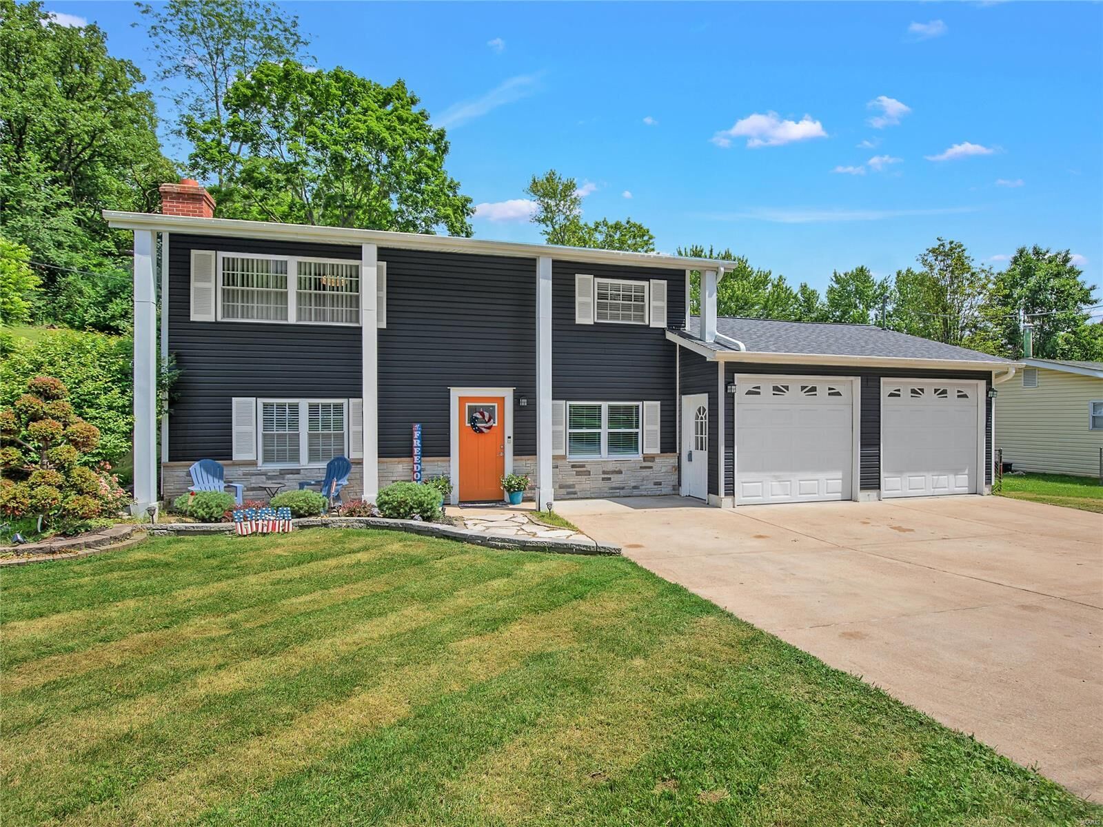 Property Photo:  5709 Janet Lane  MO 63049 