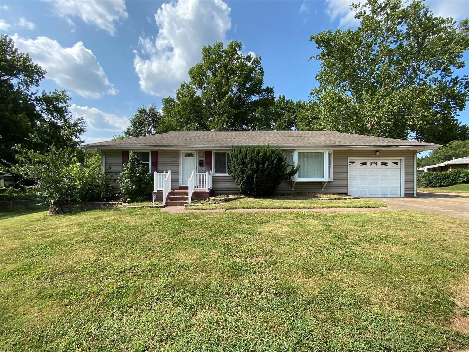 Property Photo:  10473 Coburg Lands Drive  MO 63137 