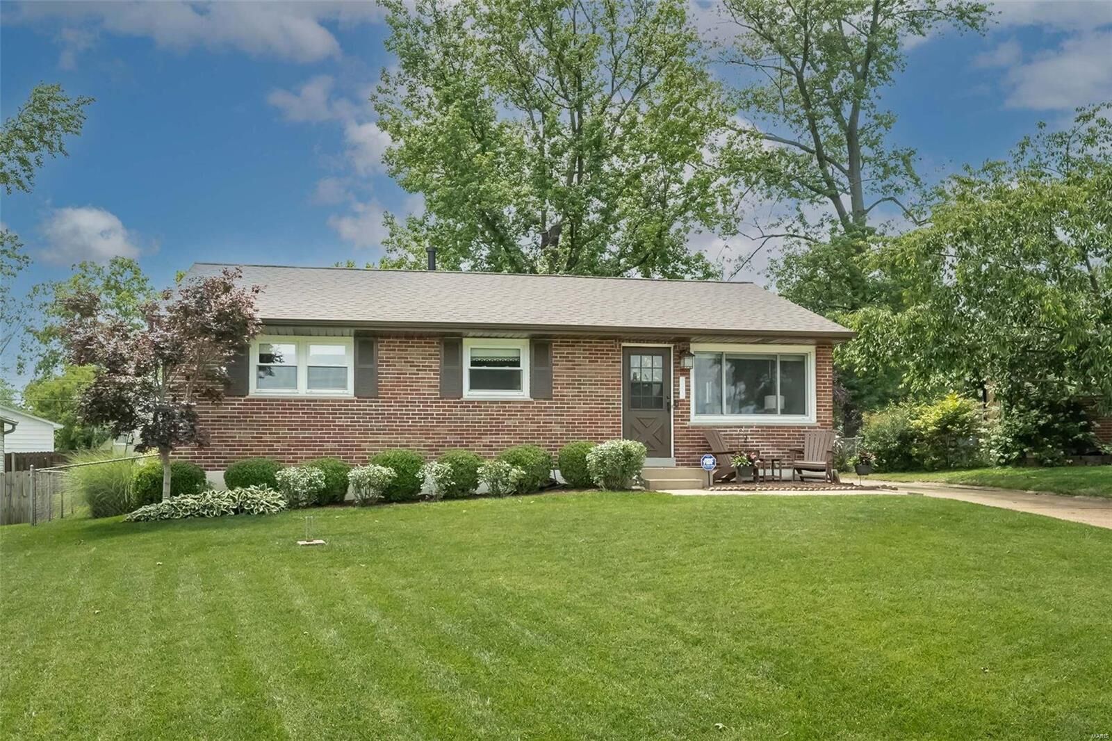 Property Photo: 10814 Palmyra Court MO 63123
